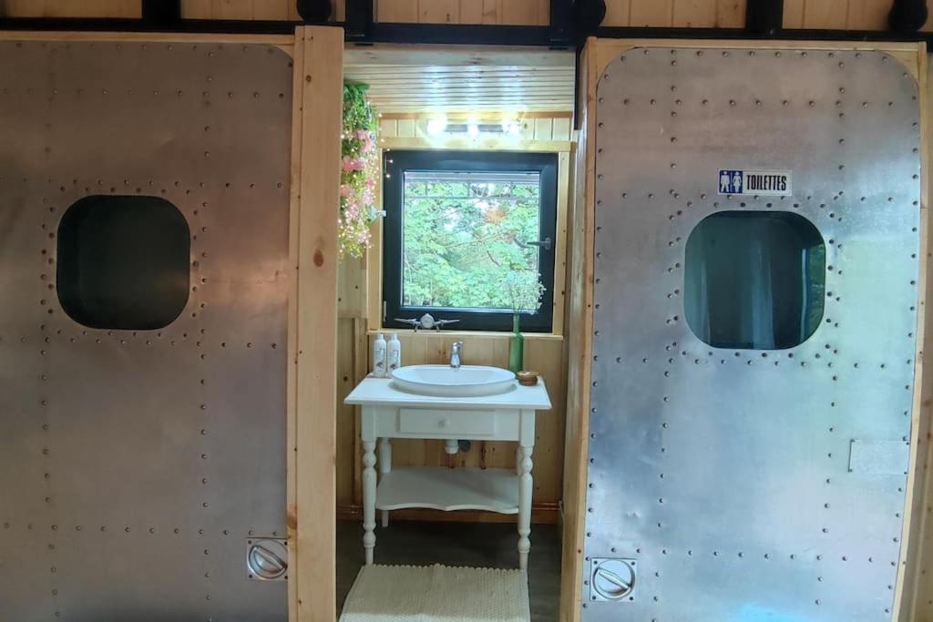 Romantique, Son Jacuzzi Privatif, Piscine Rillieux-la-Pape